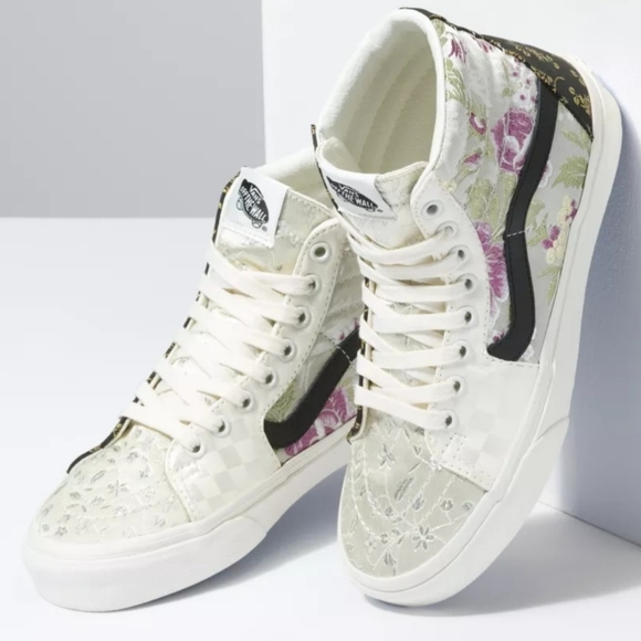 High Top Vans Floral Patchwork Style Sneakers Size 9 Boho Chic Classic - Picture 4 of 16